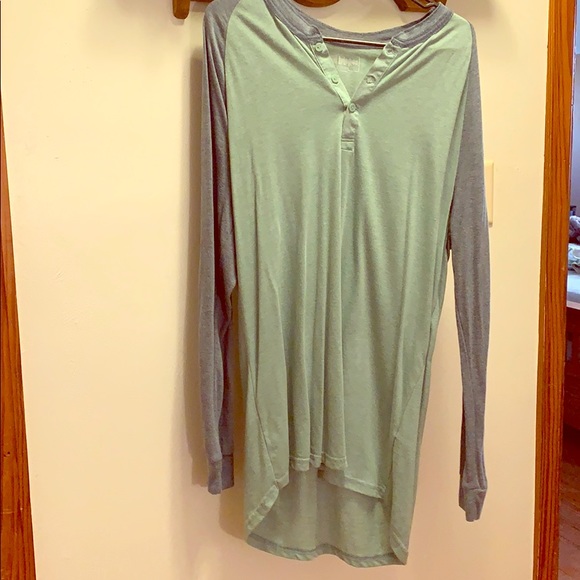 Lularoe shirt - Picture 1 of 1